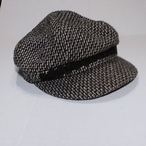 Betmar Women's Kitsey Patterned Newsboycap